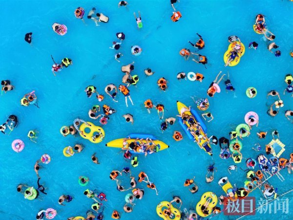 老品牌速配 夏日福利来了！武汉40家游泳场馆对中小学生免费开放