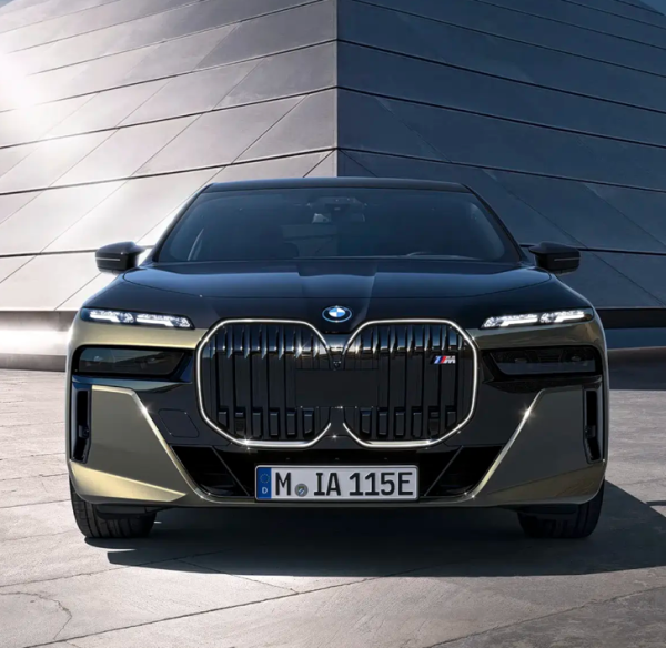 北京科汇配资 宝马7系/X5/i4 M等多款重磅车型即将改款！你期待吗？