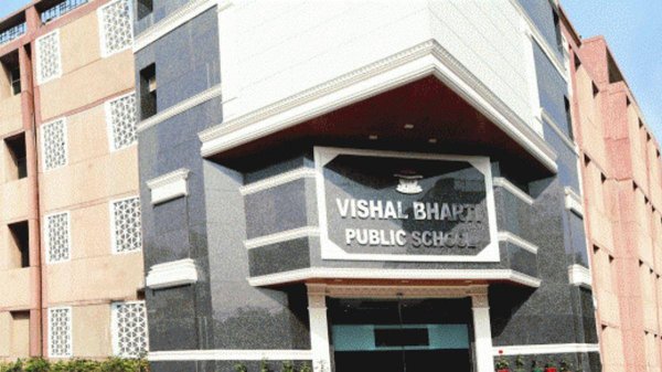 配查网 不想考试，印度男学生寄信威胁学校有炸弹，拆弹专家疏散现场